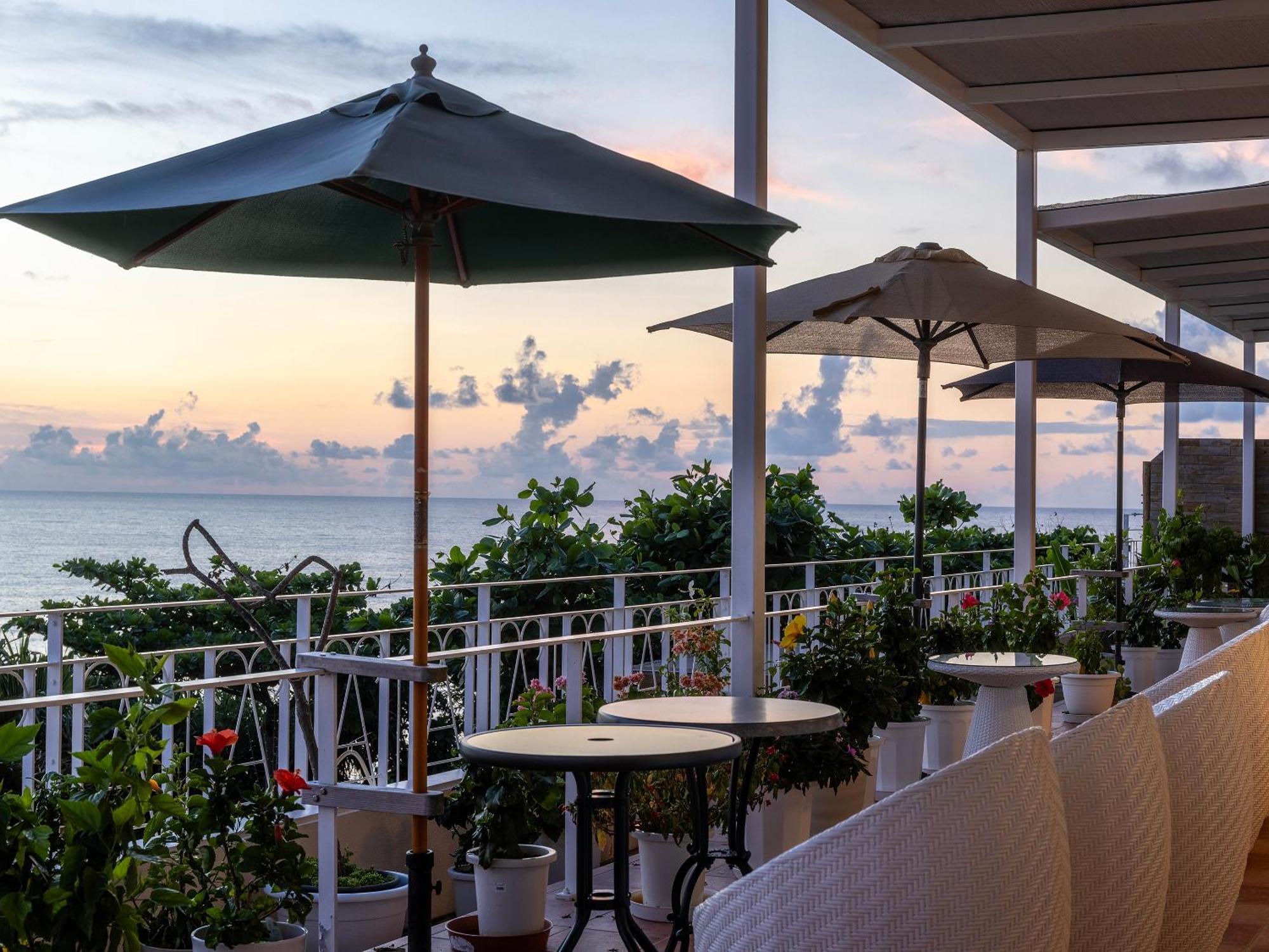 Umi No Terrace Yomitan Toya Hotell Eksteriør bilde